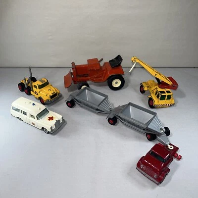 Lot of 5 Vintage 60's-70's Die Cast Vehicles - Allis Chalmers - Lesney Matchbox - Image 1 of 4