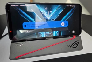 ASUS ROGPHONE 3 Strix Edition + Docking Station + Chargeur additionnel - Photo 1/19