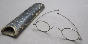 19th Century Round Glasses, thin metal frames in papier-mache case - Picture 1 of 6