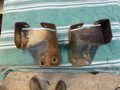 1986-1990 dodge D150 D250 W350 trucks LH & RH front bumper mount brackets OEM - Image 1 of 4