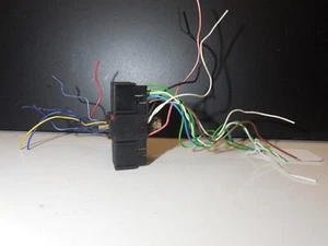 Fuse Module Connector Plug Pigtail 9441303-A for 01-09 Volvo S60 V70 S80 - Picture 1 of 8