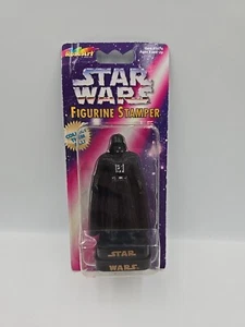 Figurine Star Wars Dark Vador Stamper, RoseArt, 1997, objet #1676, neuve jamais ouverte - Photo 1/9