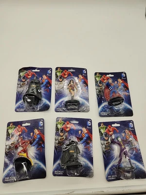 DC Comics Figura Monograma Mini 2.75 Set Nuevo Flash Batman Joker Superman Figura Foto 1 de 4