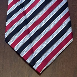 Haggar Red Black 100% Silk Men’s Neck Tie Made In China - Picture 1 of 9