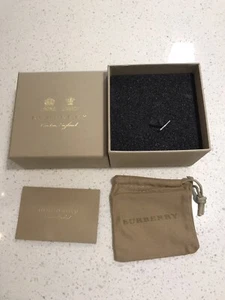 Burberry Gift Box & Bag NEW Jewelry Watch - Picture 1 of 6