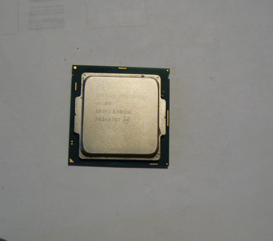 Intel Pentium G4500 CPU Processor – 3.50GHz Dual-Core – LGA1151 – SR2FZ – Tested - Image 1 of 2