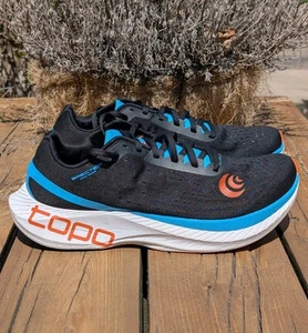 Topo Athletic Specter Straßenlaufschuhe – schwarz/blau – US-Herrengröße 10 - Bild 1 von 10