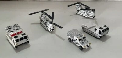 De colección 1997 Hot Wheels Planet Micro Vehículo Militar Lote Mixto 2 Helicópteros Foto 1 de 4