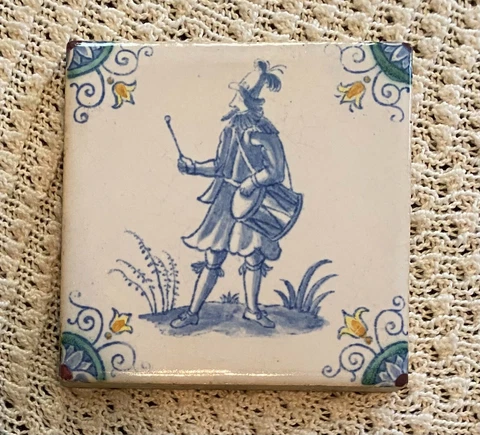 Vintage American Tiling Co. AETCO Faience Glazed Tile Drummer Man Drum Delft Cover