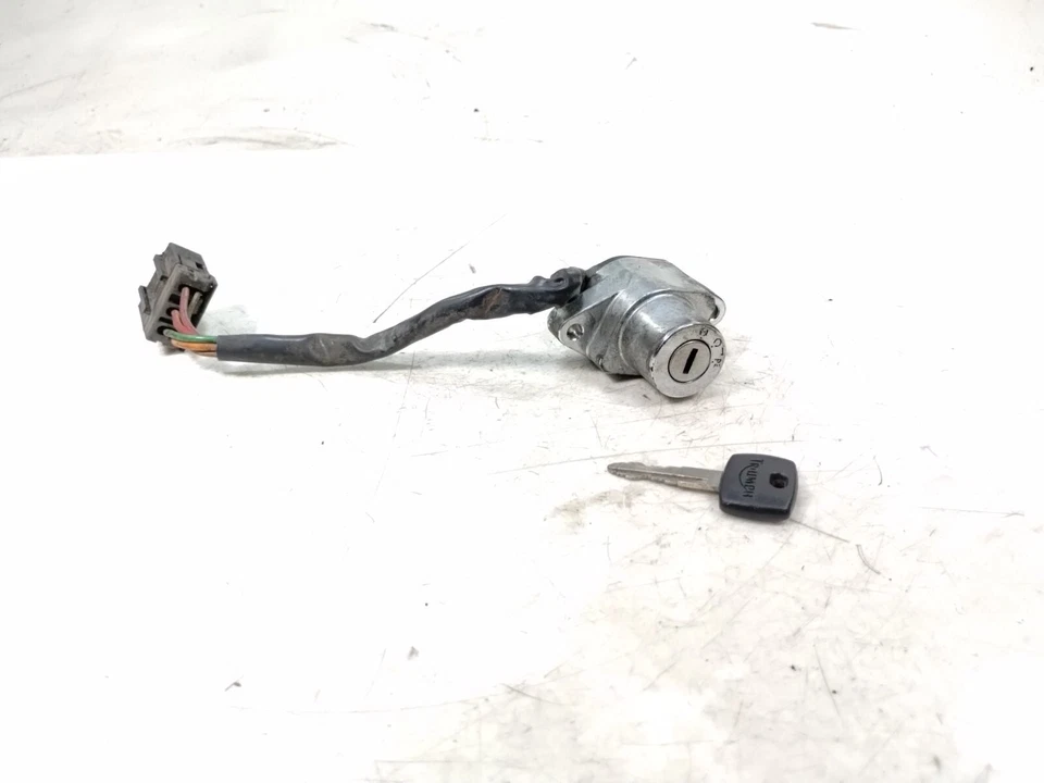 Interruptor de encendido Triumph Speedmaster 2005 bloqueo y llave Foto 1 de 4
