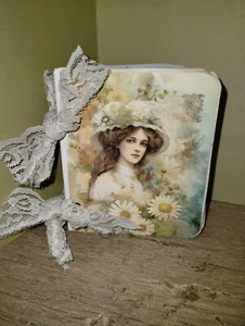 Daisy Small Pocket Size Blank Journal Scrapbook USA - Picture 1 of 9
