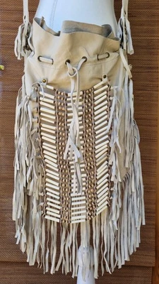 🦋SPELL & THE GYPSY DREAMWEAVER OSSO BOLSA TIRACOLO COURO MARFIM NOVA COM ETIQUETAS  - Imagem 1 de 4