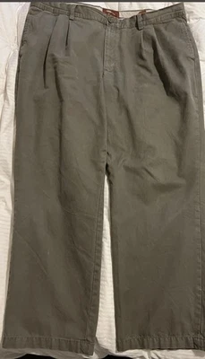 Bob Timberlake Pants Men's Size 40/30. Olive GreenExcellent Condition. Foto 1 de 4