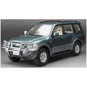 Sunstar 1/18th Scale Mitsubishi Pajero V73 Green Metallic (New Tooling) - Picture 1 of 1