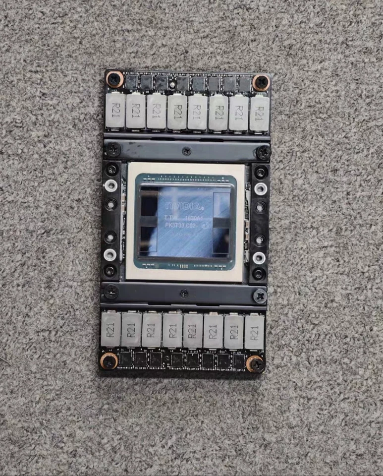 NVIDIA Tesla V100 32G SXM2 GPU - image 1 of 1