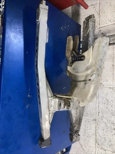 1987 Kawasaki Kdx 200 Swing Arm - Picture 1 of 2