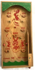 ANCIEN JEU DE BILLES FLIPPER LAPINS CANARD GAME OF MARBLES DUCK RABBITS - Photo 1/15