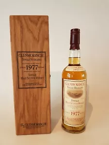Glenmorangie Original Bottling d. 1977, b. 2002 25 years old Matured in Oak Cas - Bild 1 von 3