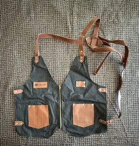 Gilet professionale in pelle e barbiere per parrucchiere barbiere - Foto 1 di 5