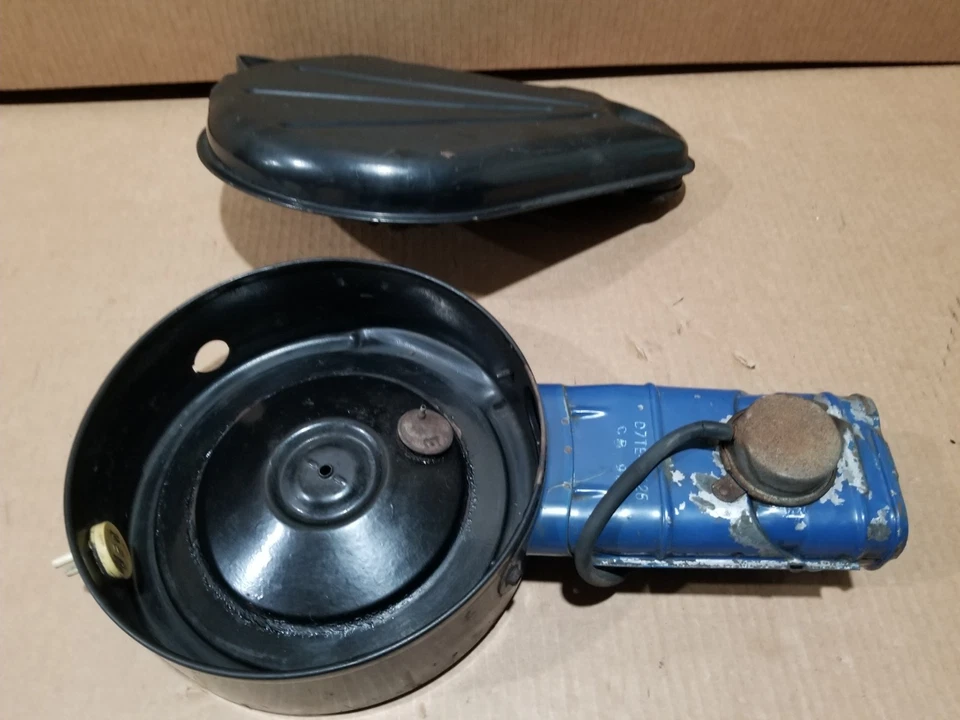 Camioneta Ford 77-79 6 cilindros Limpiador de aire del motor 4,9 Foto 1 de 4