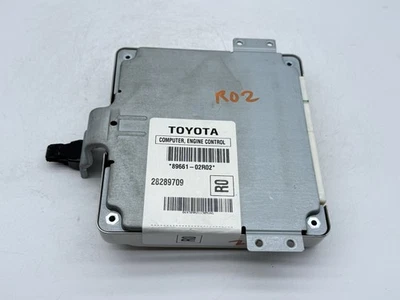 Toyota Corolla 2008 A/T motor 1,8 L módulo informático ECU ECM PCM 89661-02R02 OEM Foto 1 de 4