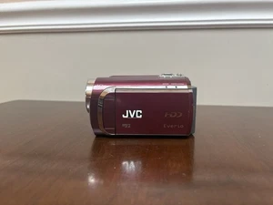 JVC Everio GZ-MG630RU 60 GB HDD/Micro SD 40X Dynamic Zoom Compact Camcorder - Picture 1 of 6
