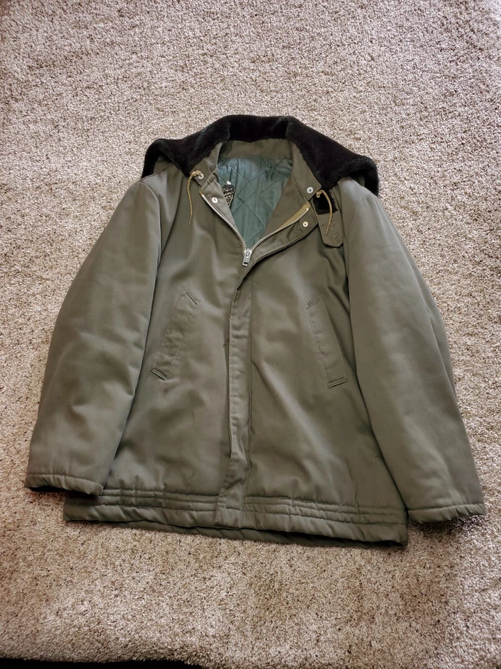 VTG 40s 50s B-9 Military Parka Large Mens Green Split Hood Fur Line Chin Strap  - Image 1 of 4