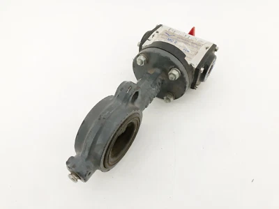 Milwaukee Controls MC 2 Pneumatic Actuator w/ CW223 Butterfly Valve - Image 1 of 4