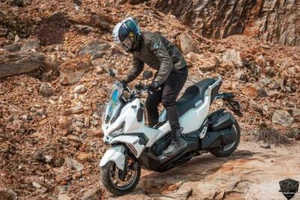 Sym ADX 125cc adventure scooter moped learner legal commuter - Picture 1 of 14