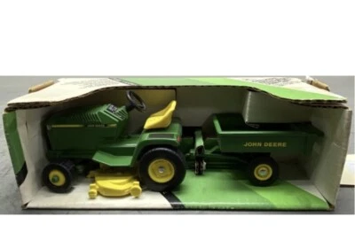 ERTL John Deere Lawn Mower Garden Tractor and Dump Trailer Made in USA - Image 1 of 4