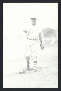 DOLF LUQUE Real Photo Postcard RPPC 1932 New York Giants George Burke  - Picture 1 of 3