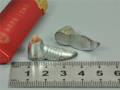 Silver Shoes for COOMODEL PE012 PALM EMPIRES - BODYGUARD KNIGHTS 1/12th Scale - Image 1 of 2