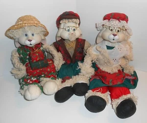 House of Lloyd Christmas Bunny Rabbits Grandpa Lloyd, Grannie Flo and Floyd  - Picture 1 of 7