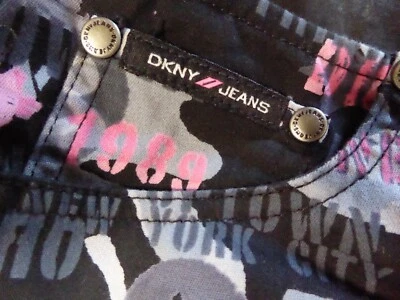 DKNY Jeans Graphic New York City Gray Pink Black Streetwear Stretch Urban Size 7 - Image 1 of 4