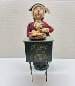 Byers Choice Carolers Gingerbread Vendor, The Cries of London Serie 1996 - Bild 1 von 11