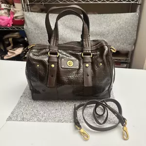 Bolso de hombro grande Marc By Marc Jacobs marrón charol cremallera superior NUEVO - Imagen 1 de 14