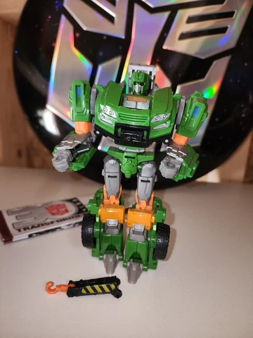 Hoist Transformers Thrilling 30 Generations Loose Deluxe Cover