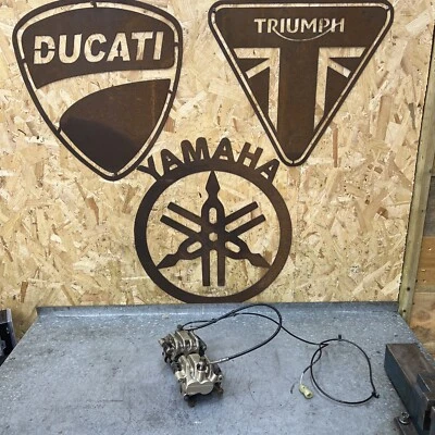 Triumph Tiger 800 2010-2014 Front Brake Calipers And ABS Sensor  — 第 1/4 张图片