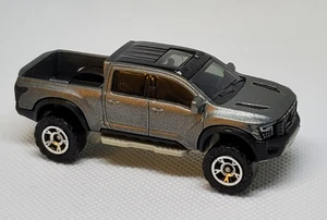 Nissan Titan Warrior 2016 gris caja de cerillas suelta 1/64 - Imagen 1 de 3