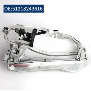 For Front Passenger / Right Outside Door Handle Carrier Assembly BMW、 - Bild 1 von 4