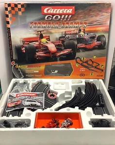 hot wheels Formula 1 caymans WORKING-62416-hamilton vs massa/mclaren vs Ferrari - Picture 1 of 5