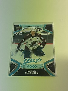 2021-22 MVP Blue #216 Nathan MacKinnon   **014268