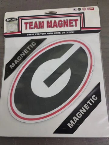 Officially Licensed NCAA Georgia Bulldogs 8" Oval Team Logo Car MAGNET Cover