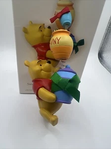 Winnie The Pooh Dulces Caballas de Navidad Disney Sello Recuerdo Ornamento Nuevo en Caja - Imagen 1 de 22