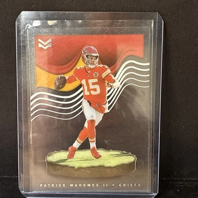 2022 Panini Chronicles - Magnitude Patrick Mahomes II #MAG-1 - Image 1 of 2