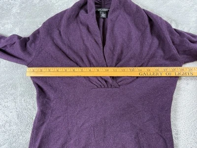 Acogedor suéter con cuello chal 100 % cachemir púrpura M Elena Solano para mujer Foto 1 de 4