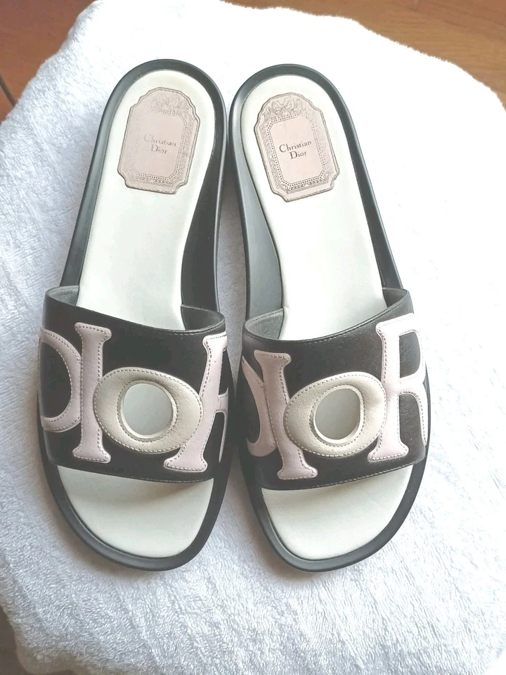 Christian Dior Marina Negro/Rosa Negro Logo Slides, Talla 39/9 Foto 1 de 4
