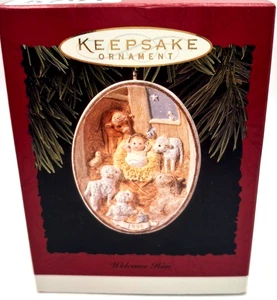 Hallmark Keepsake Ornament 1996 Welcome Him Vvintage - Picture 1 of 4