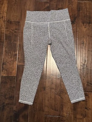 Pantalones deportivos Athleta para mujer grandes ajustados con estampado de leopardo de animales Foto 1 de 4