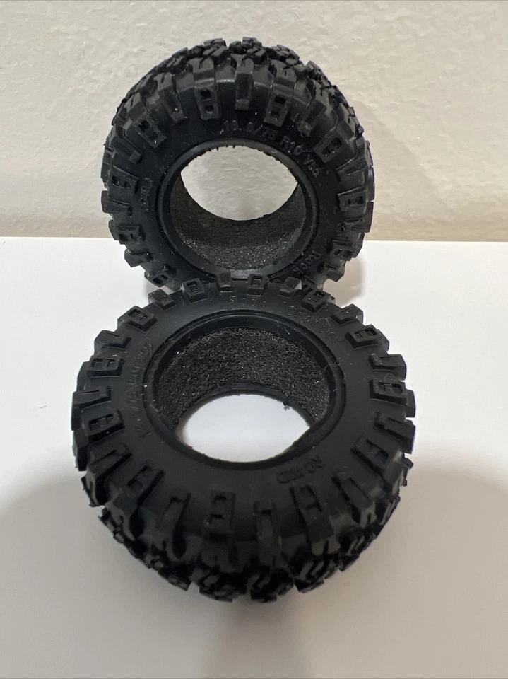 Rc4wd Rock creeper 1.0" Scale Tires set (4)Micro tires Crawlers scx24 1/24 jeep - Image 1 of 4